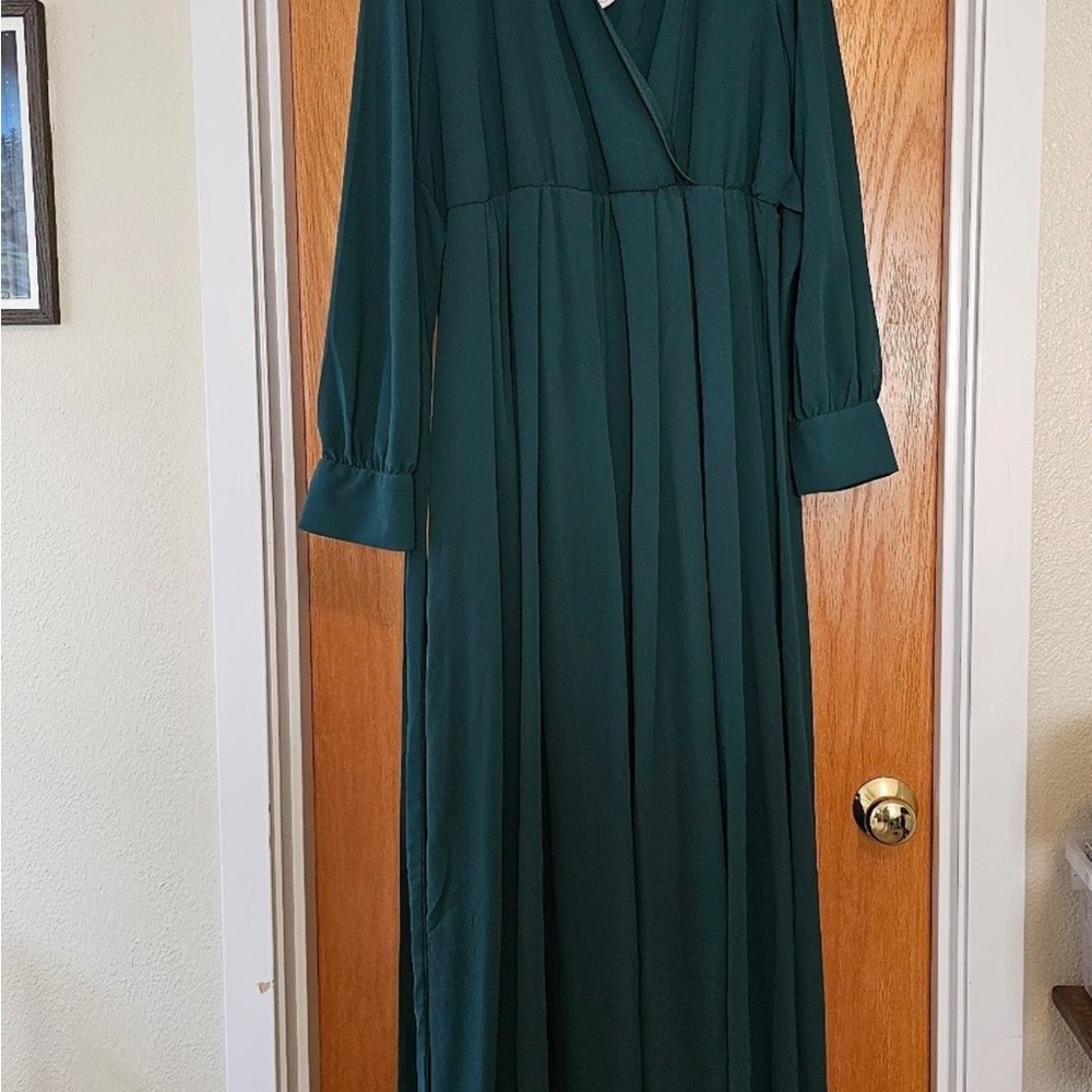 Baltic Born Deep Green Long Sleeve Dress NWT